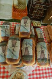 De beaux et bons pains confectionnés avec la farine du moulin par les boulangers d‘Achicourt