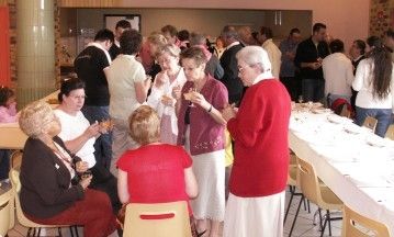 ainsi qu‘à tous les invités.